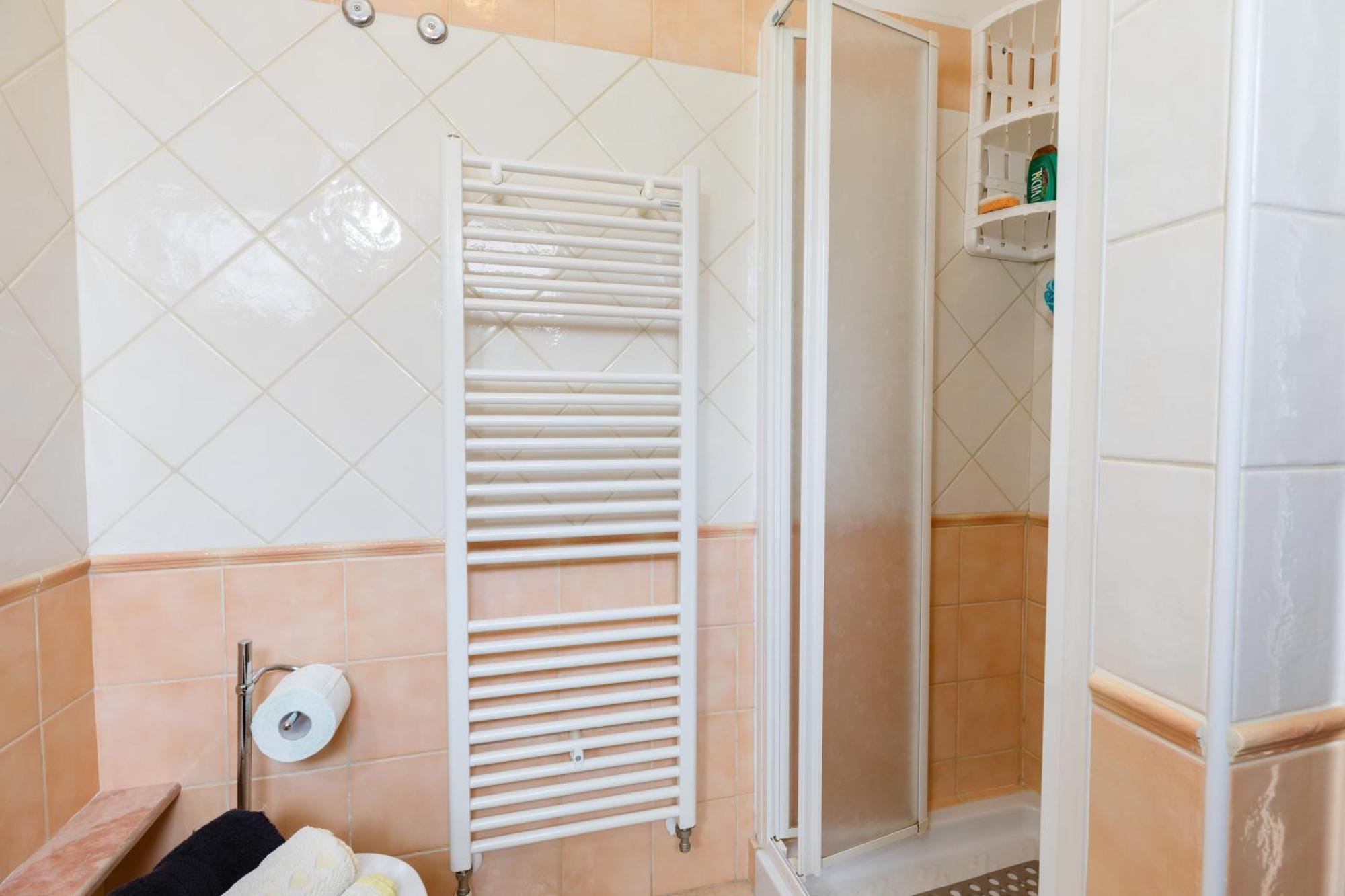 Ad Apartment Olbia Esterno foto