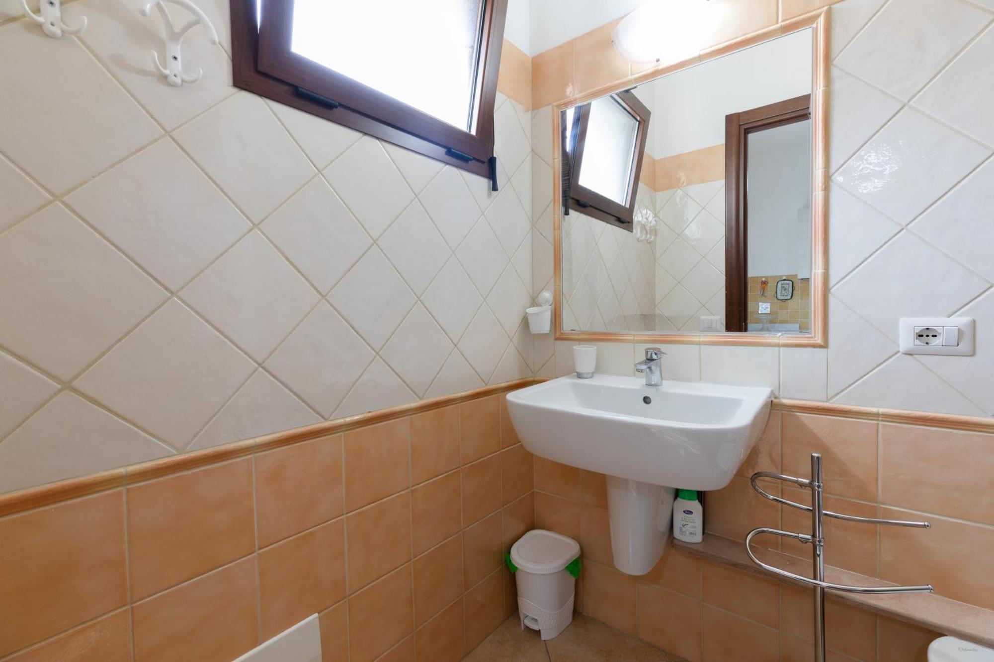 Ad Apartment Olbia Esterno foto